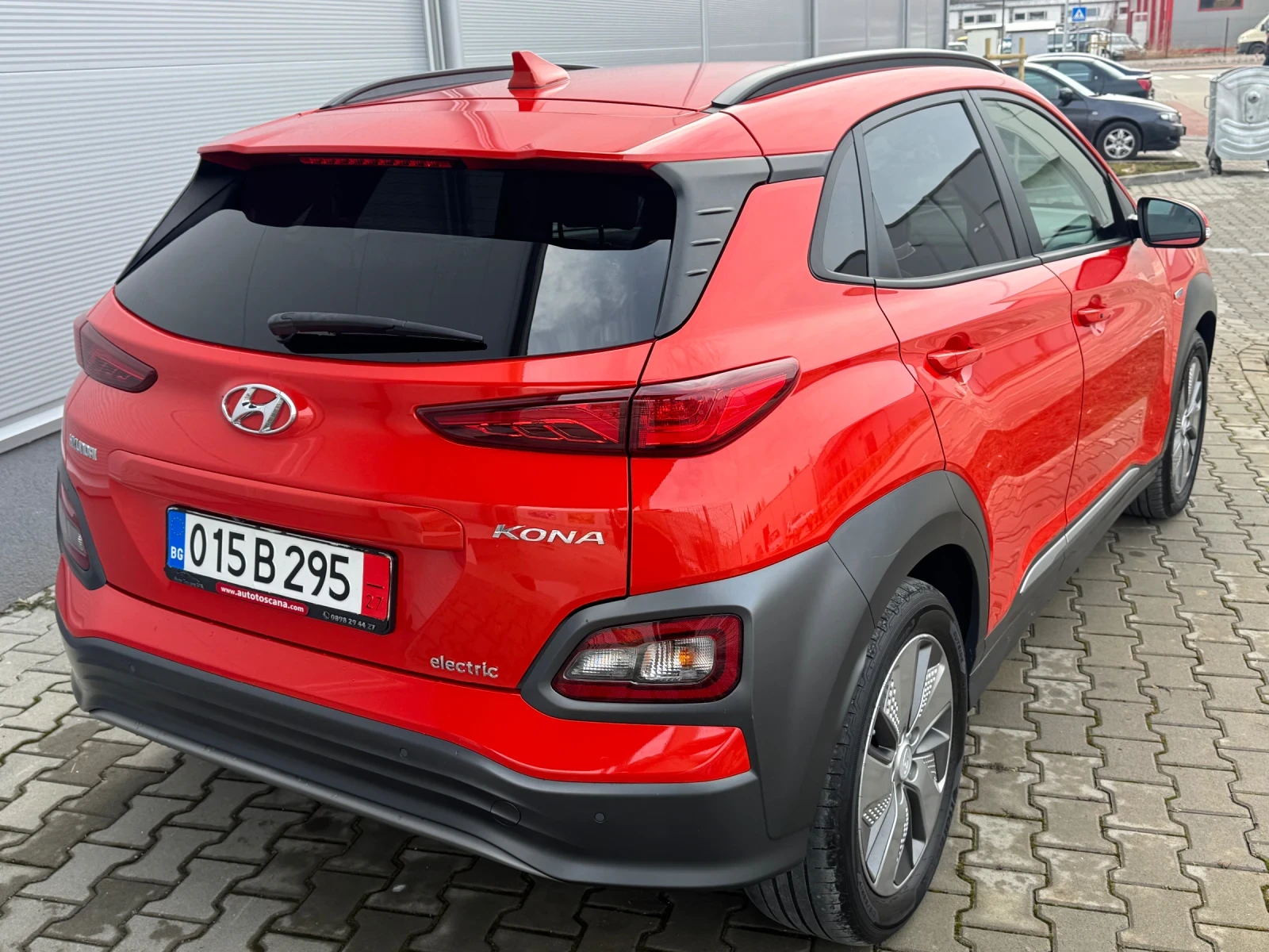 Hyundai Kona 64 kWh Premium ЛИЗИНГ/БАРТЕР - изображение 6