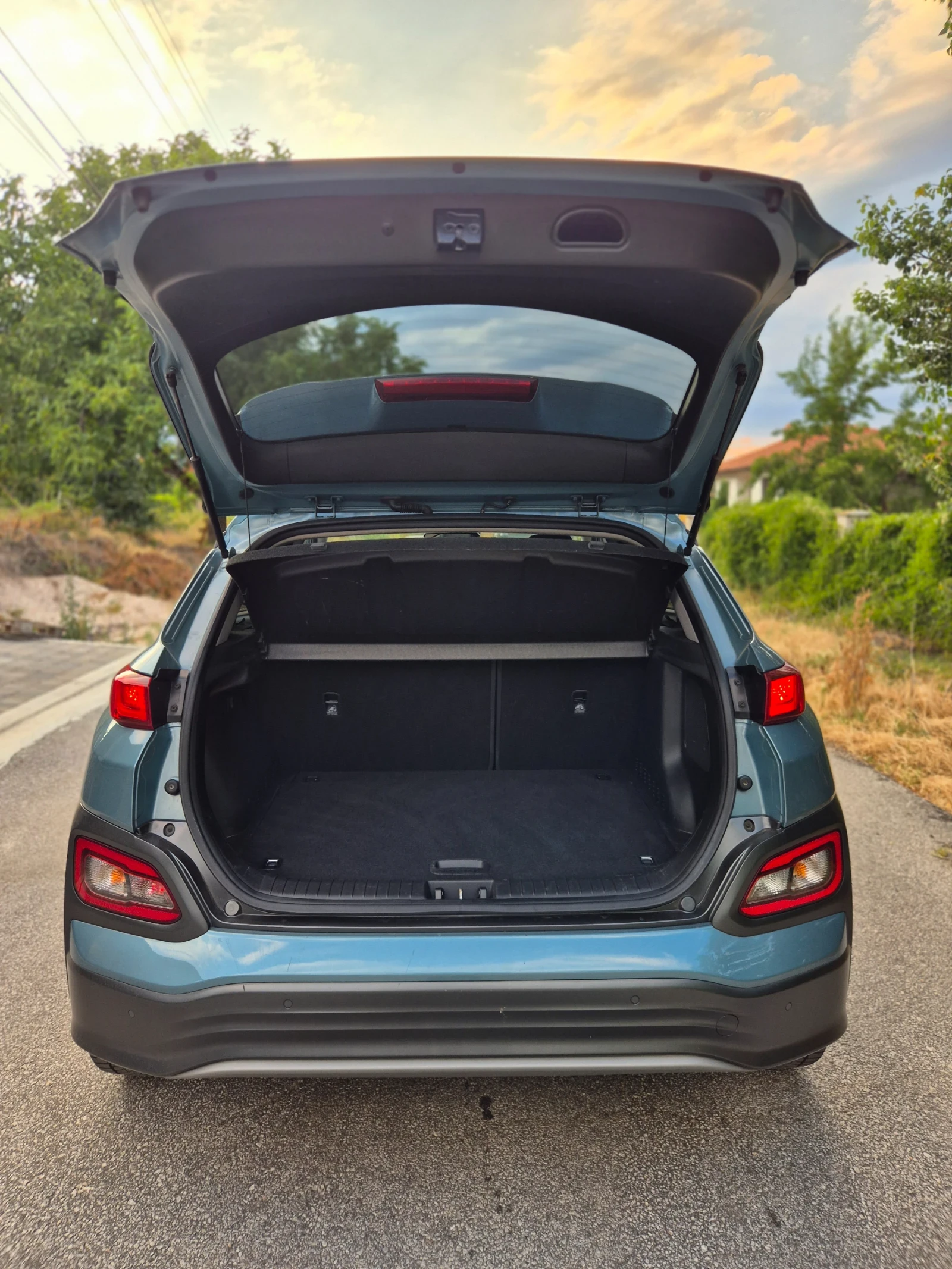 Hyundai Kona 64 kWh/ Premium/204кс/20г. - изображение 10