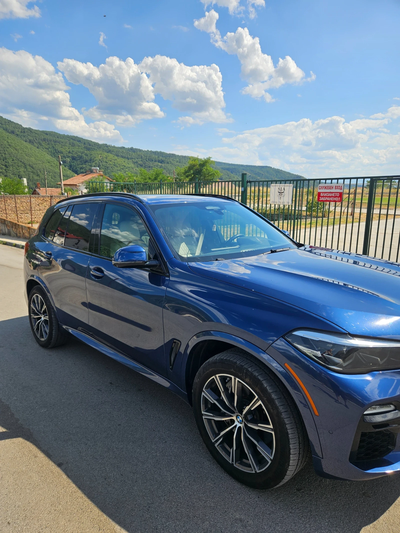 BMW X5 М50i - изображение 6