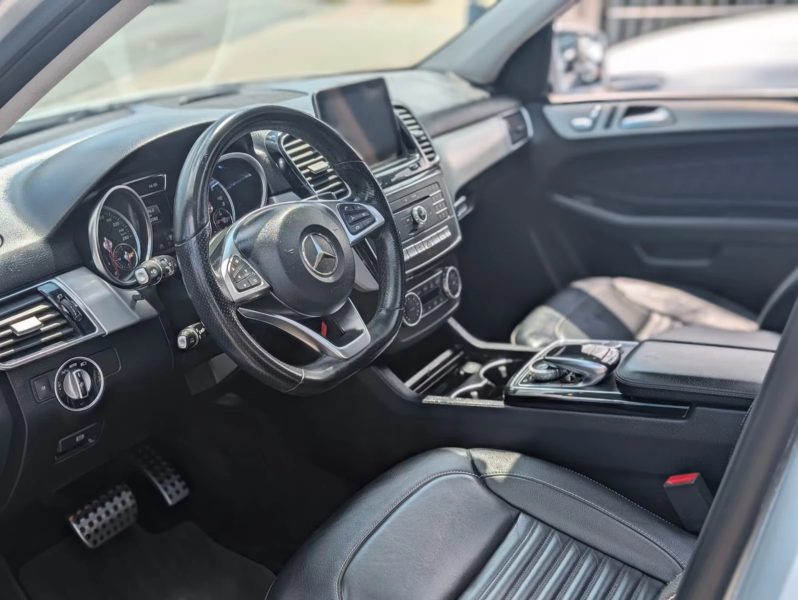 Mercedes-Benz GLE 350 d/4M/AMG/258HP/AIRM./DISTR+ /PANO/360/NAV/LED/668f - изображение 8
