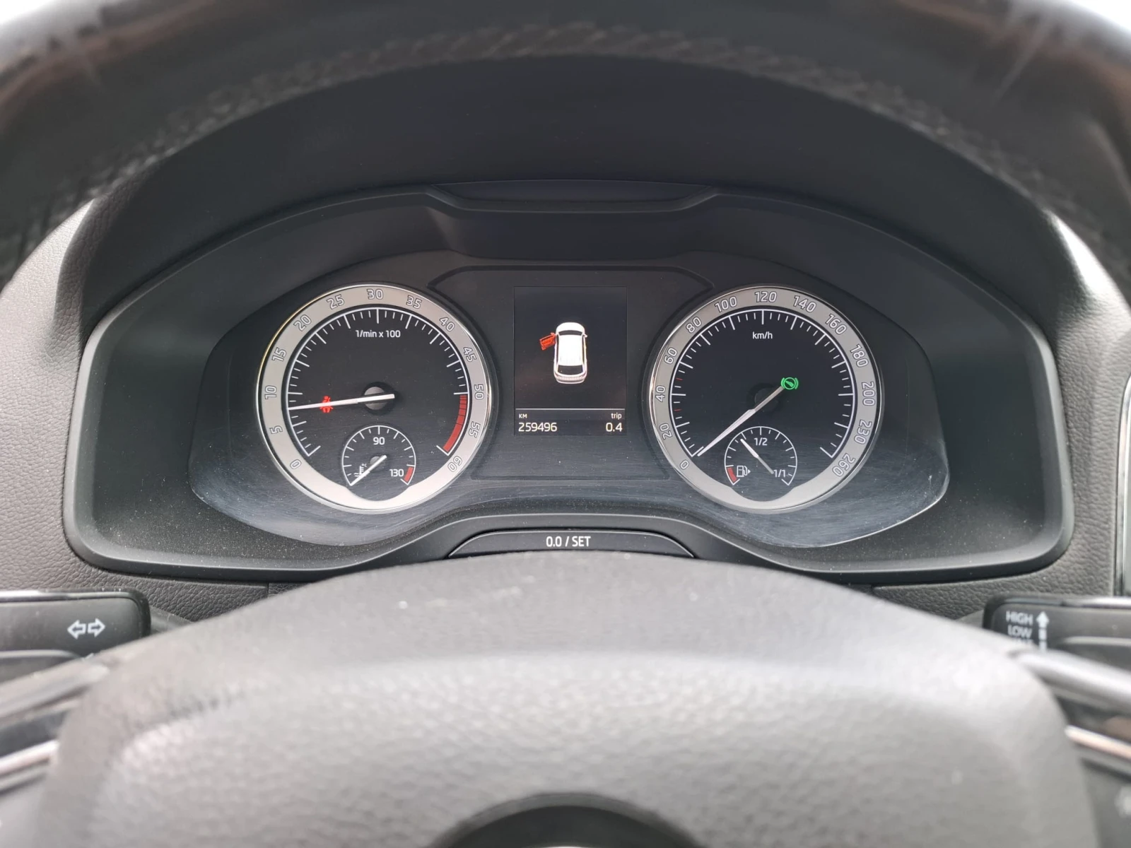 Skoda Karoq 1.6TDI DSG - изображение 9