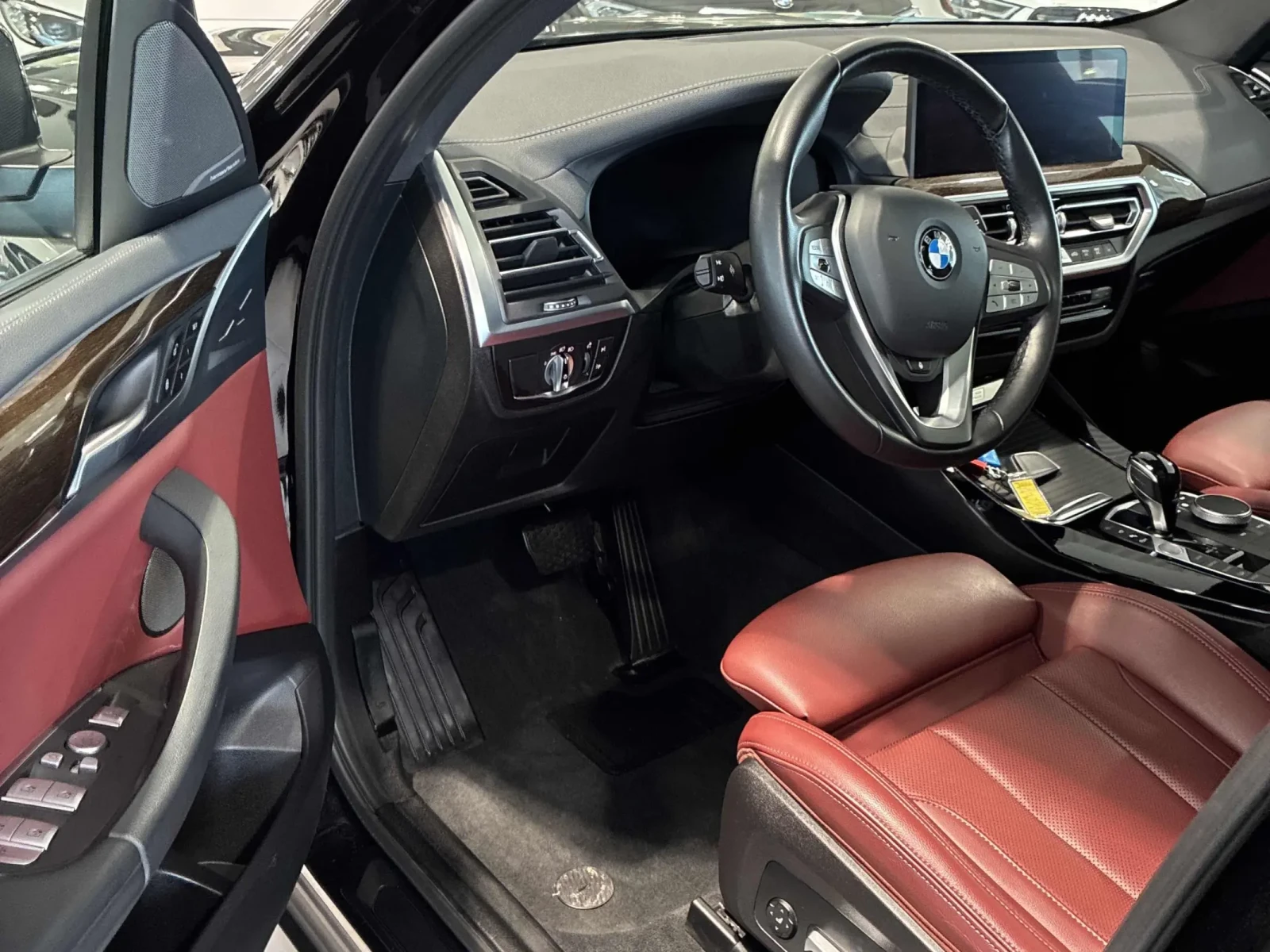 BMW X3 * 30i* CARFAX *    | Mobile.bg   6