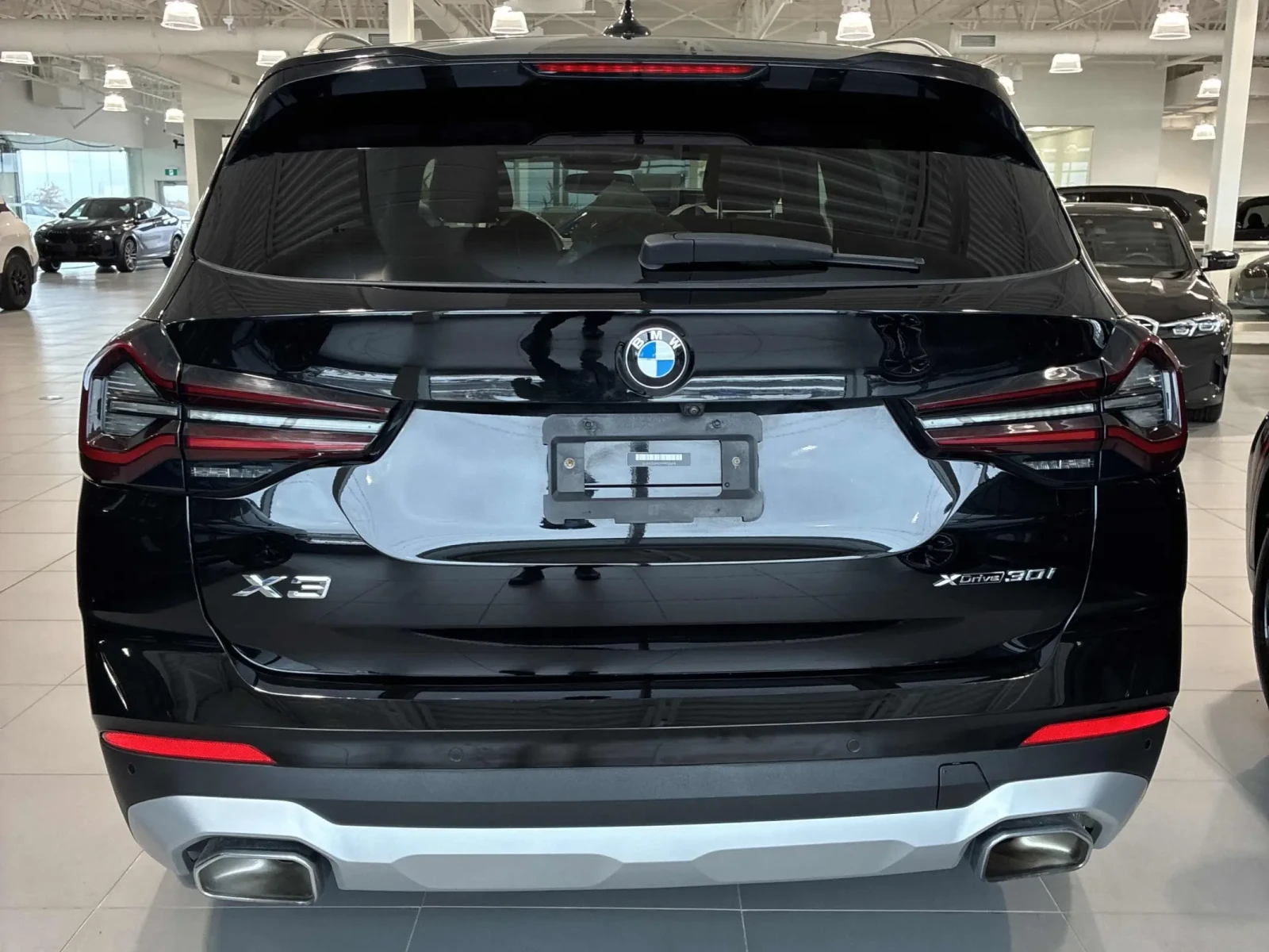 BMW X3 * 30i* CARFAX *    | Mobile.bg   5