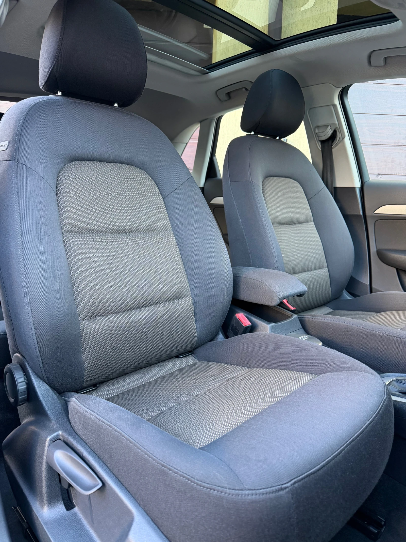 Audi Q3 4x4-2.0TDI-140ps - изображение 9