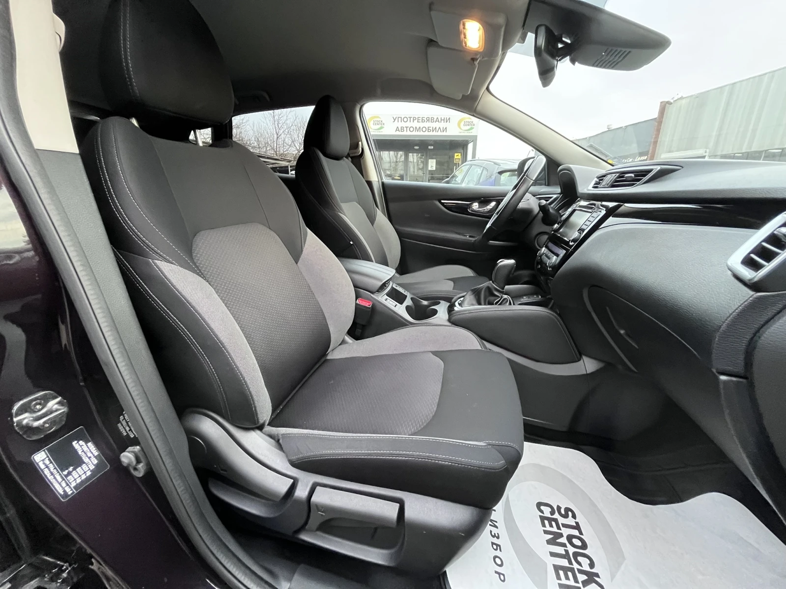 Nissan Qashqai DDT 160 HP DCT N-CONNECTA, снимка 9 - Автомобили и джипове - 53772317