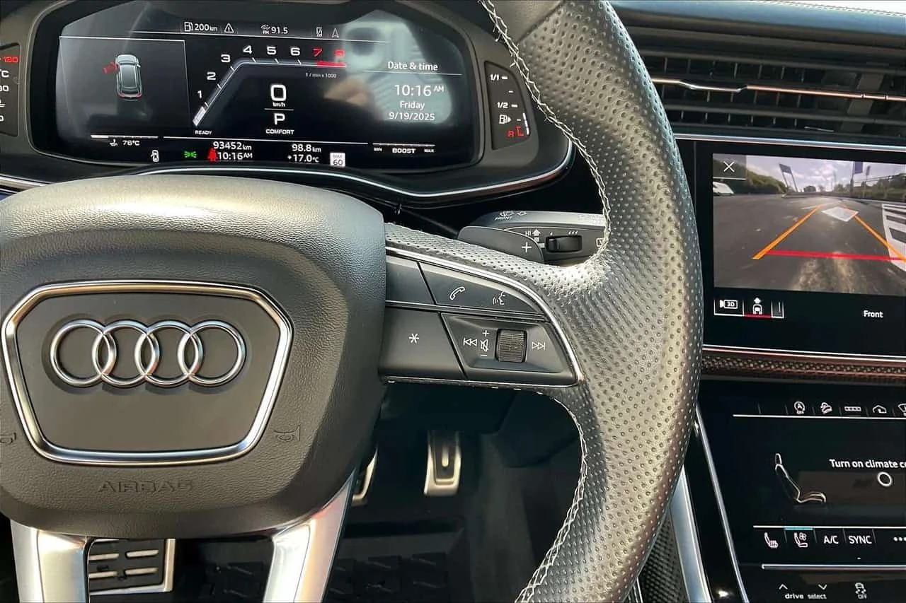 Audi SQ8 БЕЗ ИНЦИДЕНТИ* MATRIX* DISTRONIC* 360КАМЕРИ* , снимка 13 - Автомобили и джипове - 53827232