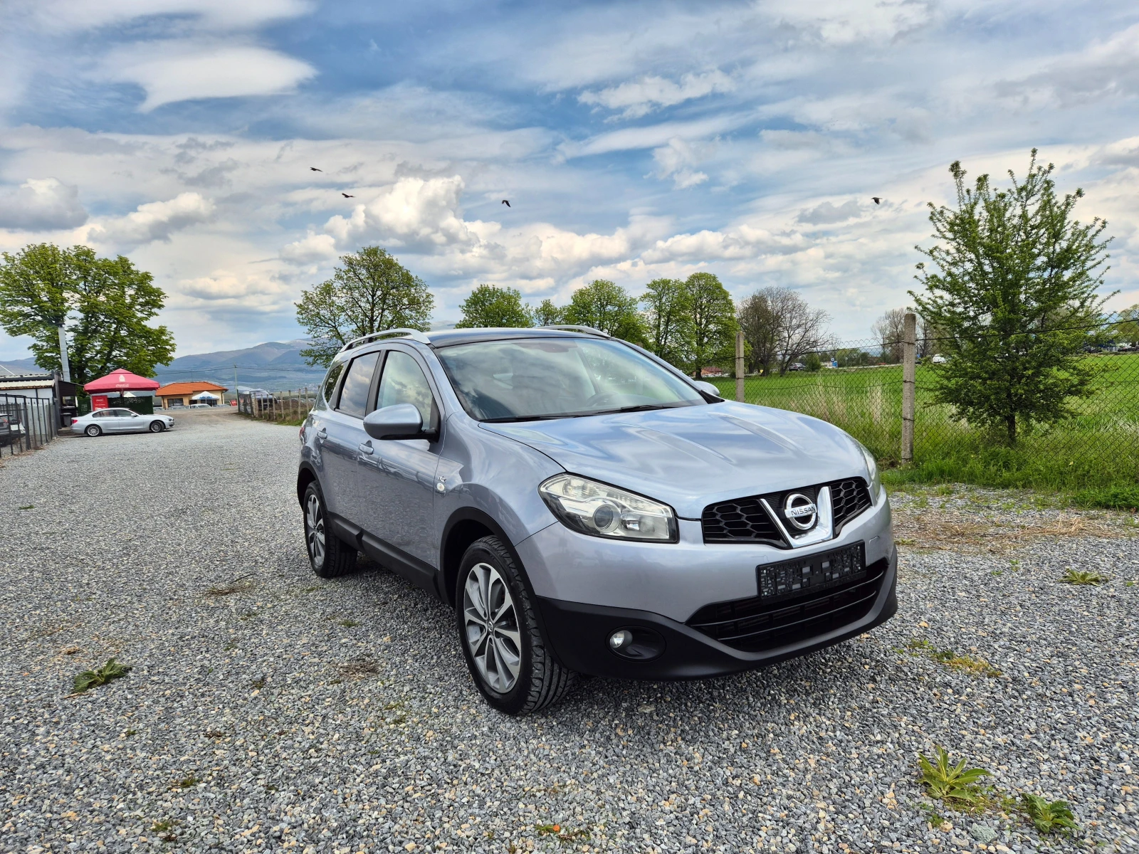 Nissan Qashqai 2.0DCI n-tec* PANORAMA* NAVI* 7MECTA* , снимка 2 - Автомобили и джипове - 54390990