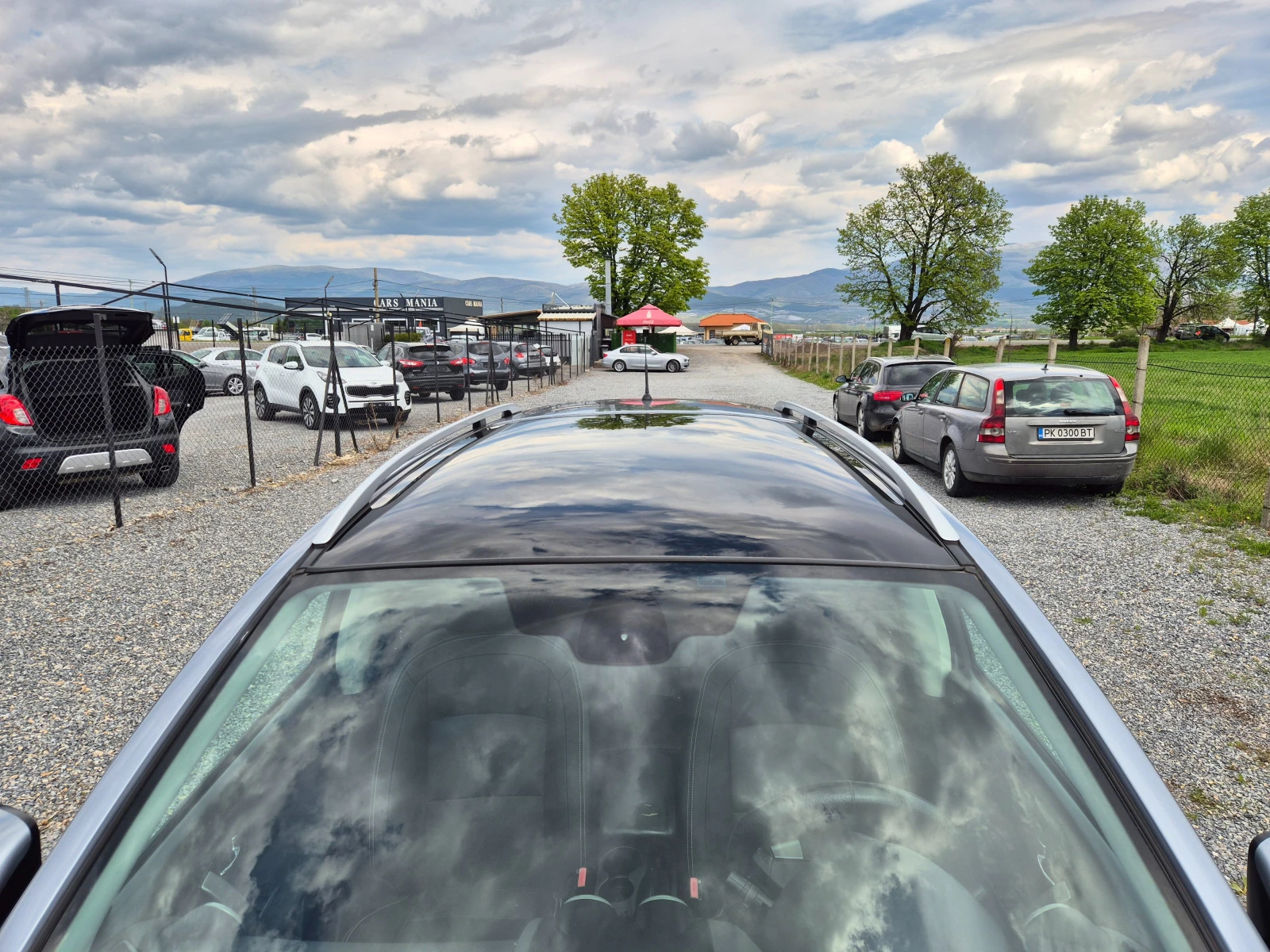 Nissan Qashqai 2.0DCI n-tec* PANORAMA* NAVI* 7MECTA* , снимка 16 - Автомобили и джипове - 54390990