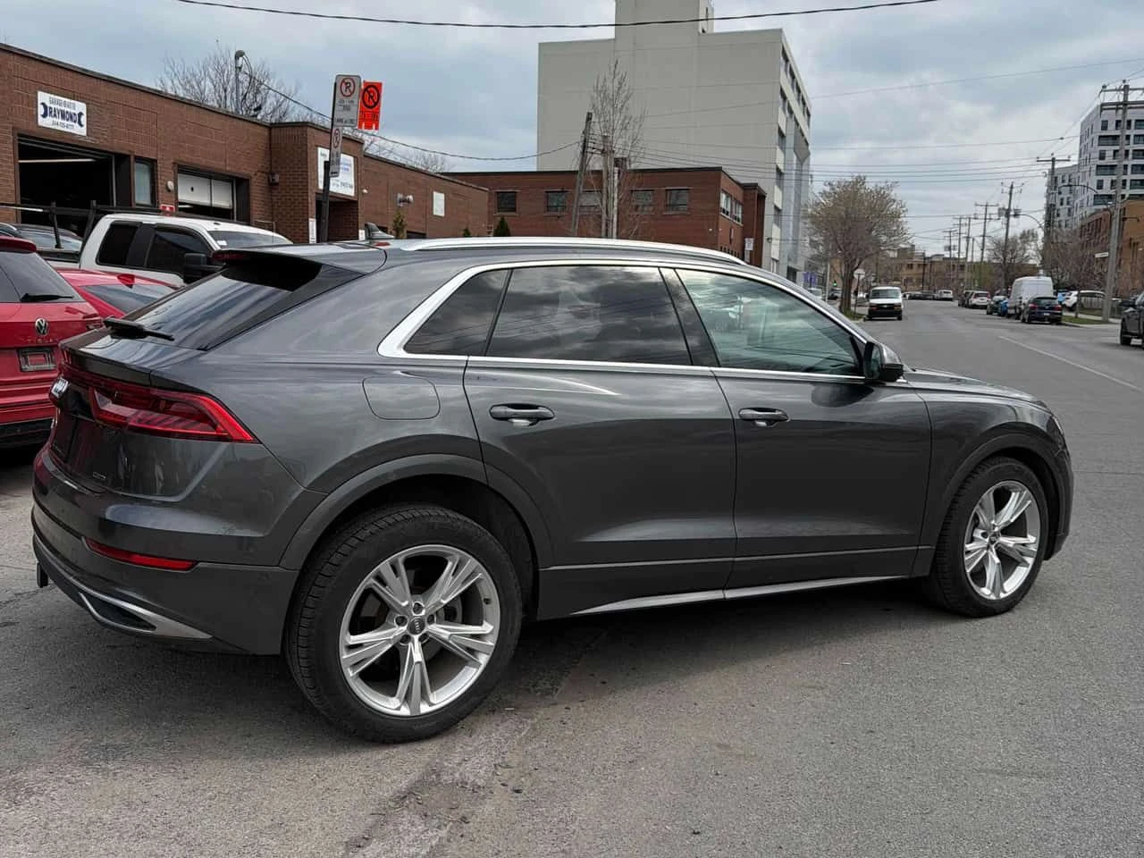 Audi Q8 * Technik * CARFAX * ���� �� �� | Mobile.bg � ����������� 3