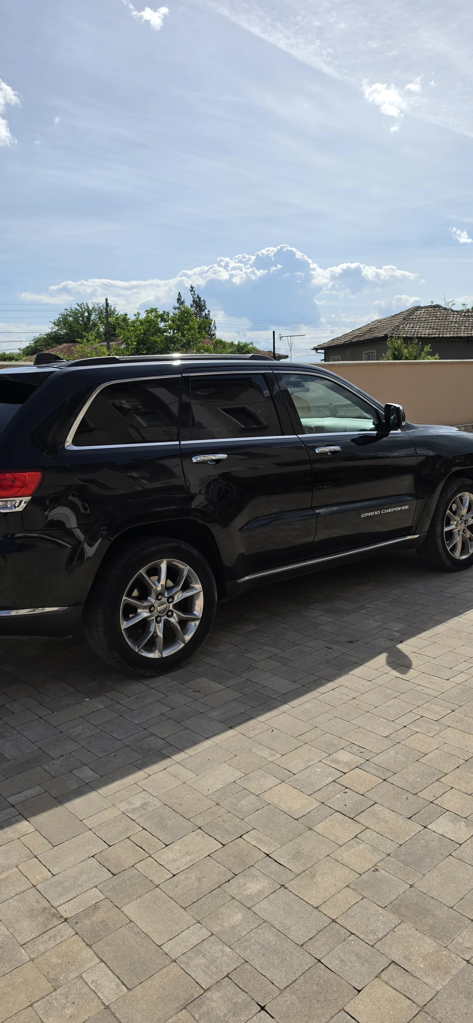 Jeep Grand cherokee SUMMIT 5.7 HEMI, снимка 10 - Автомобили и джипове - 54669445