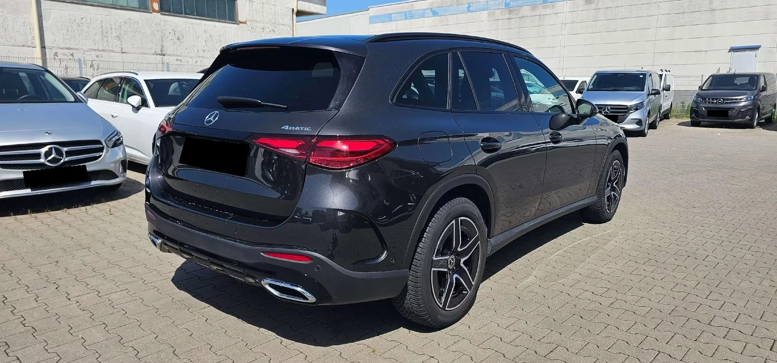 Mercedes-Benz GLC 300 AMG / 4 MATIC / NIGHT /, снимка 8 - Автомобили и джипове - 54849037