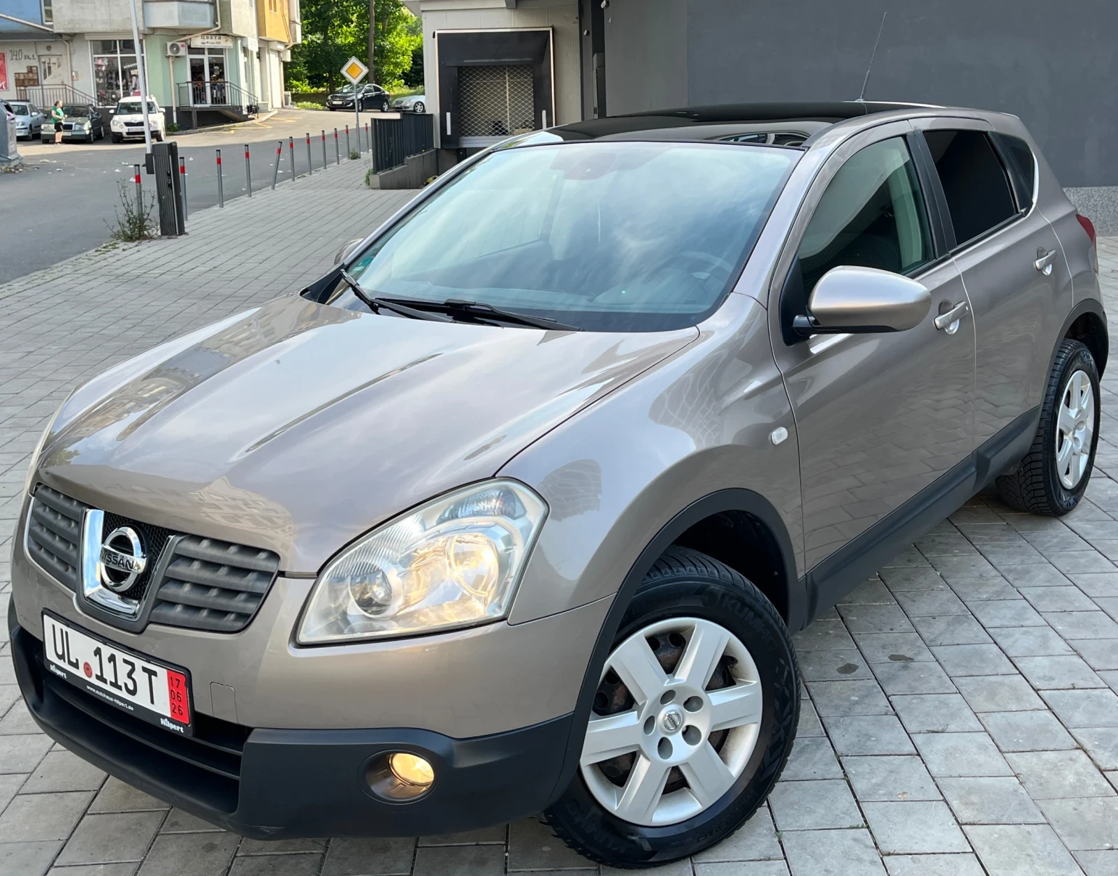 Nissan Qashqai 2.0DCI/150КС/4X4, снимка 3 - Автомобили и джипове - 54891327