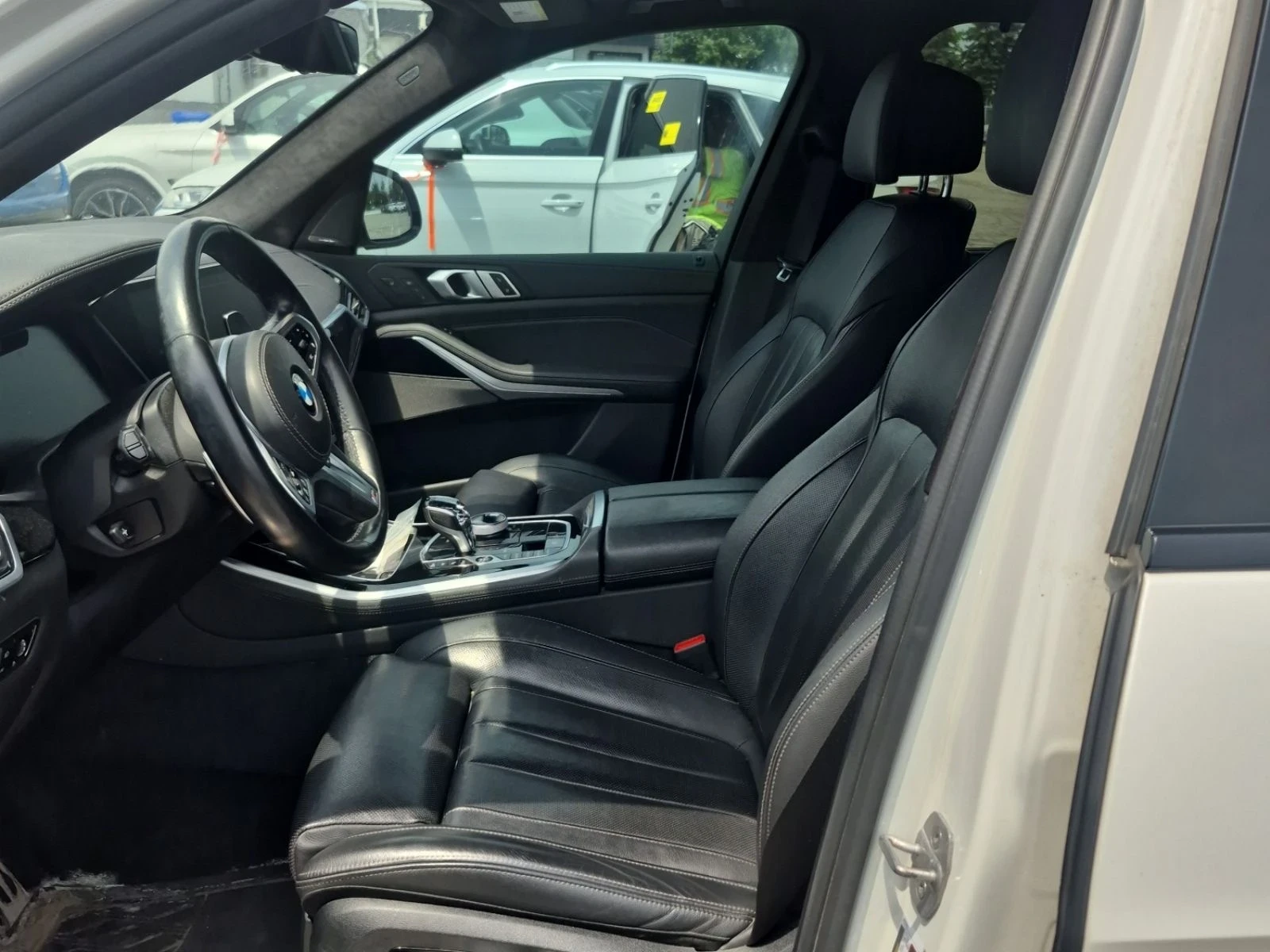 BMW X5 M-pkg| Laser| Distronic| 360| Soft-Close| Massage|, снимка 5 - Автомобили и джипове - 55103376