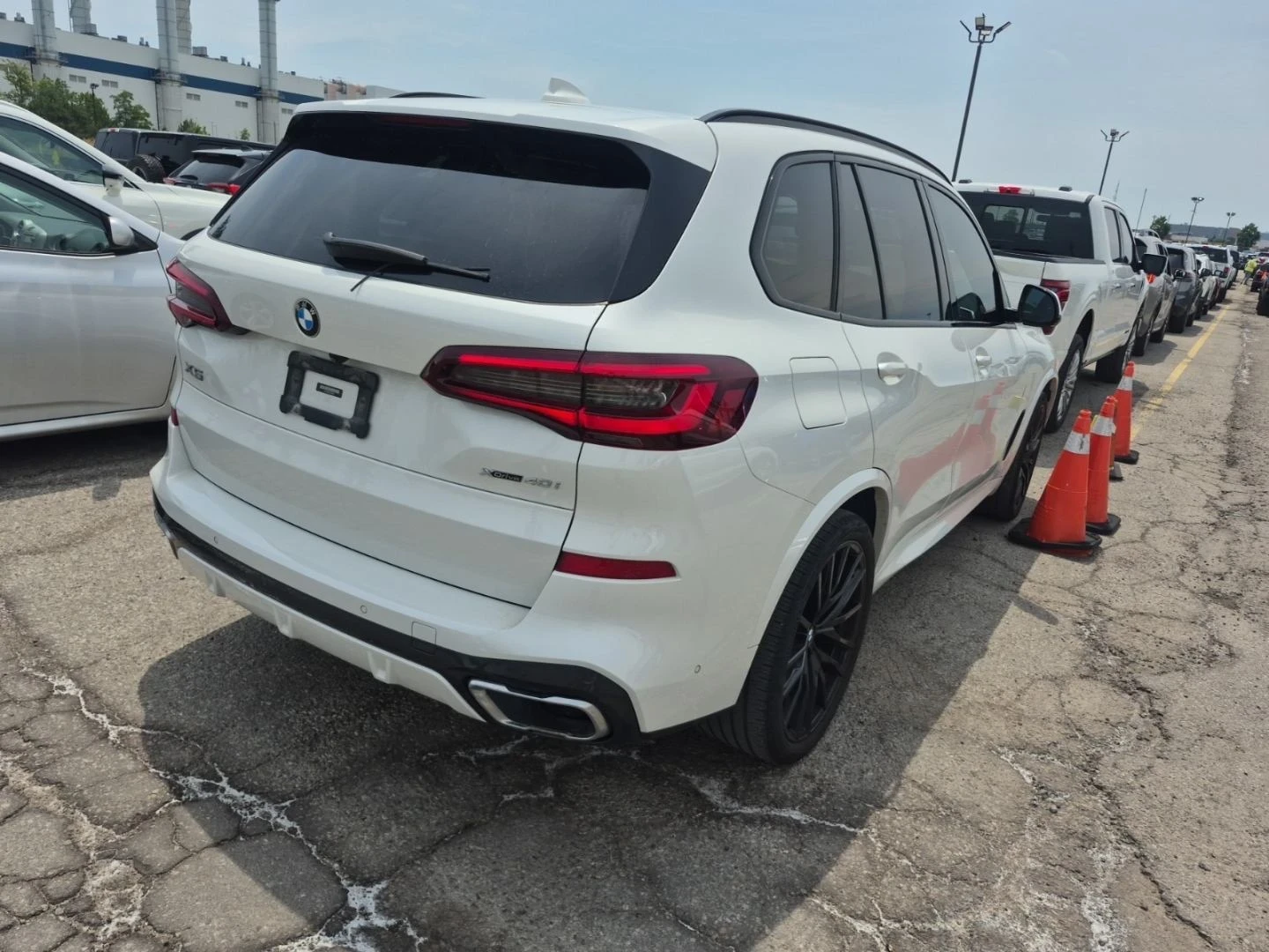 BMW X5 M-pkg| Laser| Distronic| 360| Soft-Close| Massage|, снимка 3 - Автомобили и джипове - 55103376