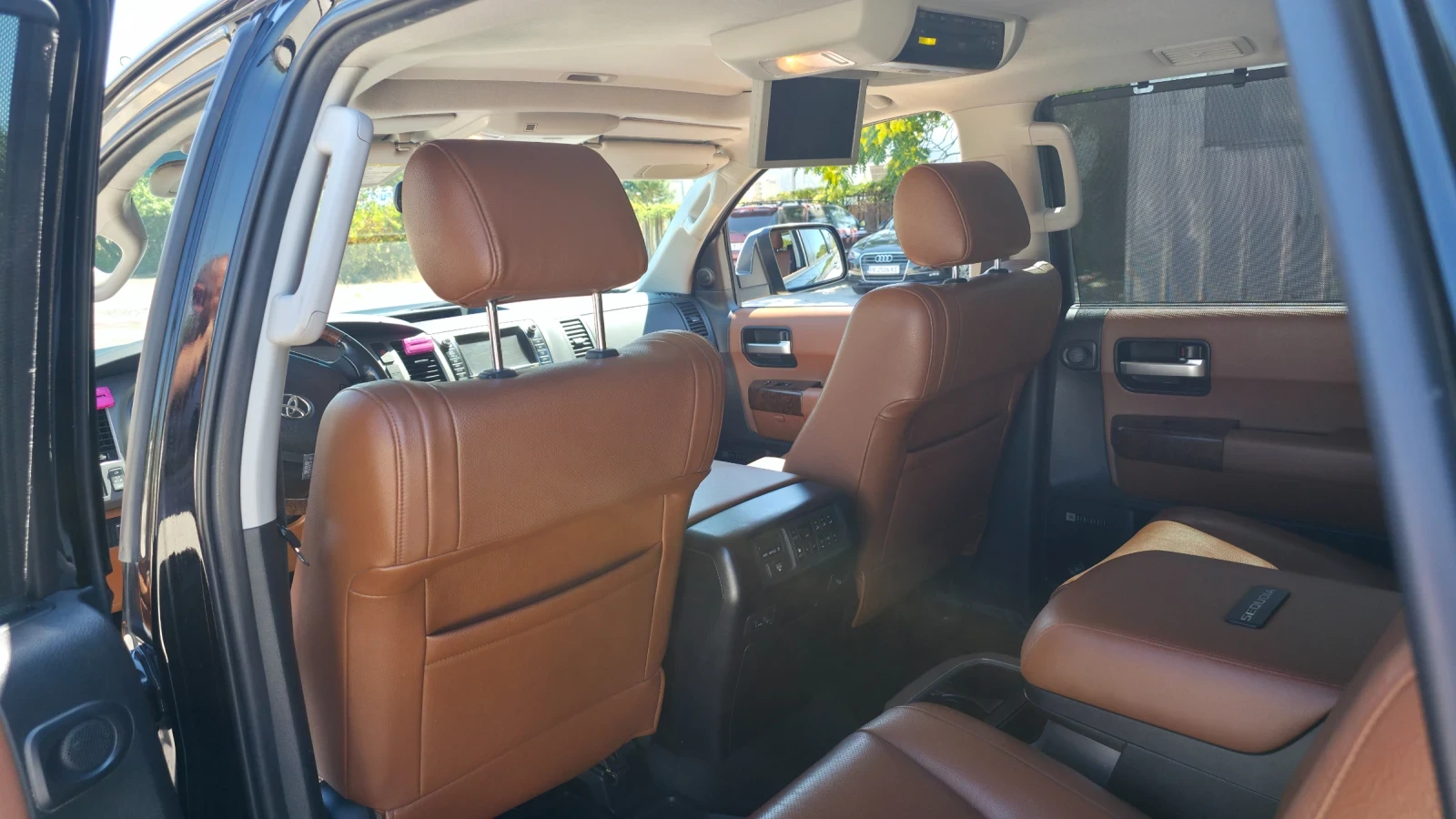 Toyota Sequoia PLATINUM, снимка 5 - Автомобили и джипове - 55747418