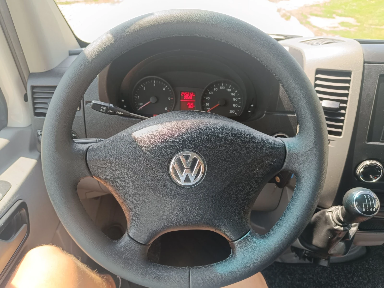 VW Crafter 2.0tdi 9места КЛИМА  - изображение 9