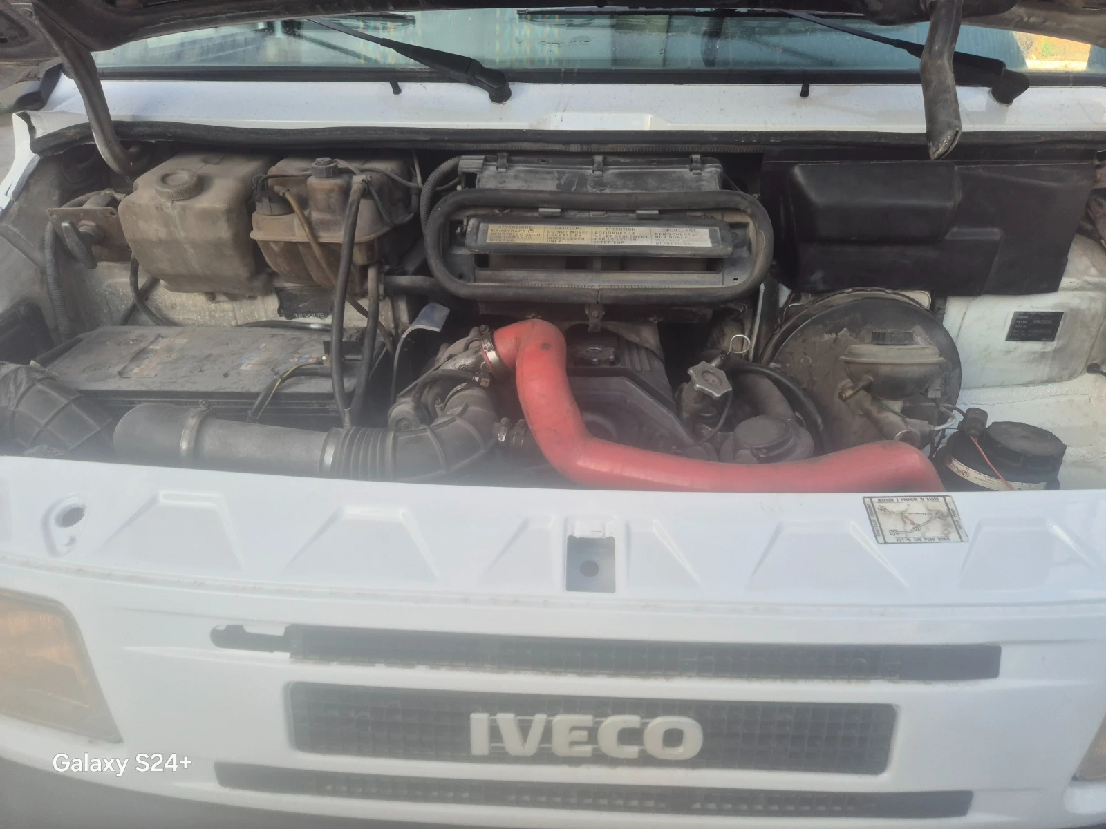 Iveco 3512 Самосвал, снимка 11 - Бусове и автобуси - 56242582