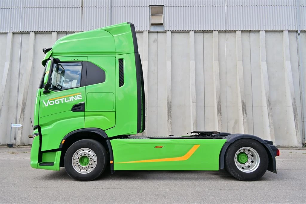 Iveco S-Way 440S49T Iveco 440S49T S-Way   | Mobile.bg   6