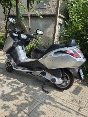 ����� �� �������� �� Peugeot Satelis 250