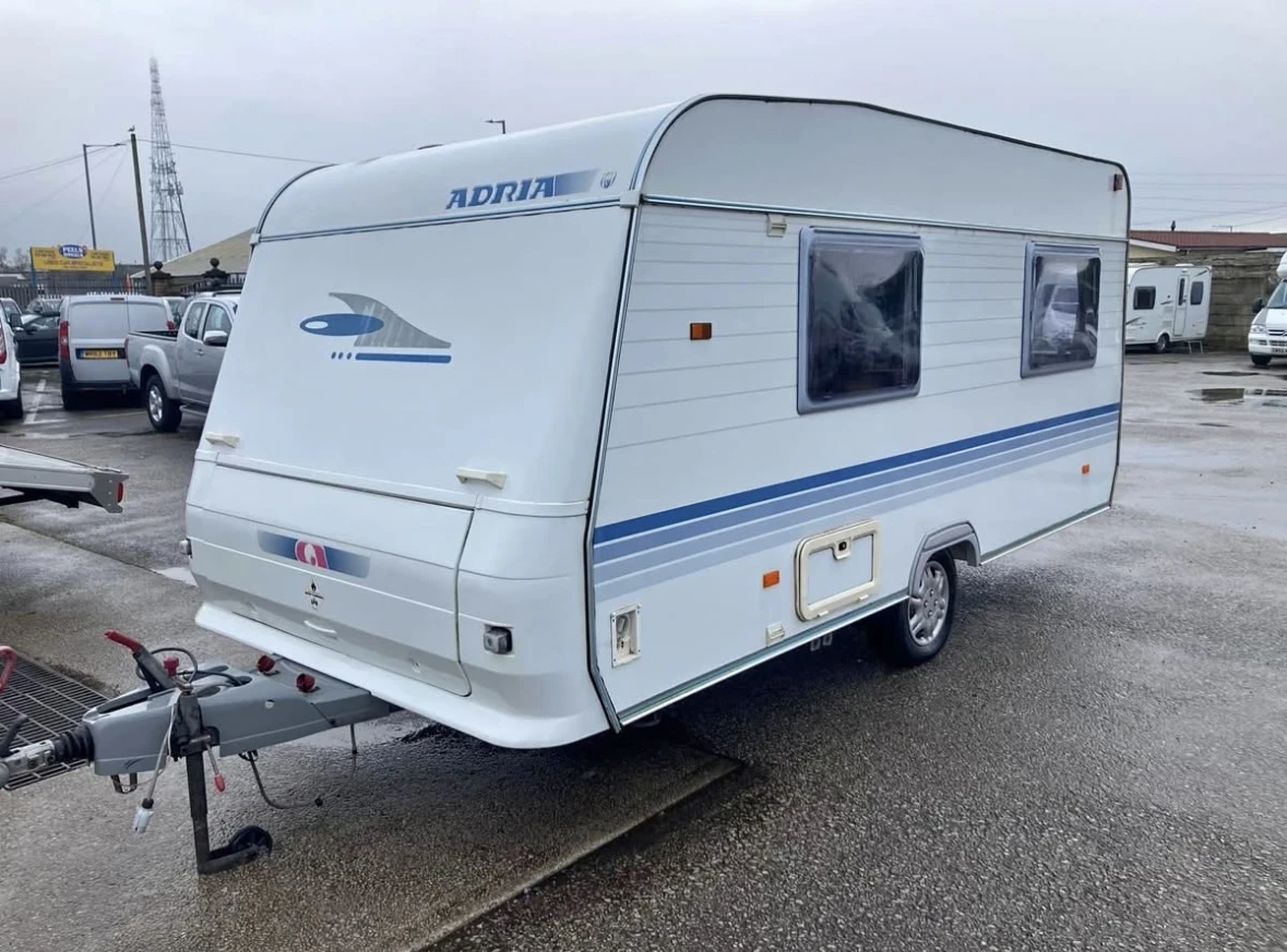 Каравана Adria 432, снимка 1