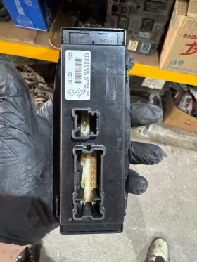 Reno Kadjar 2017г копчета за ел стъкла, снимка 2