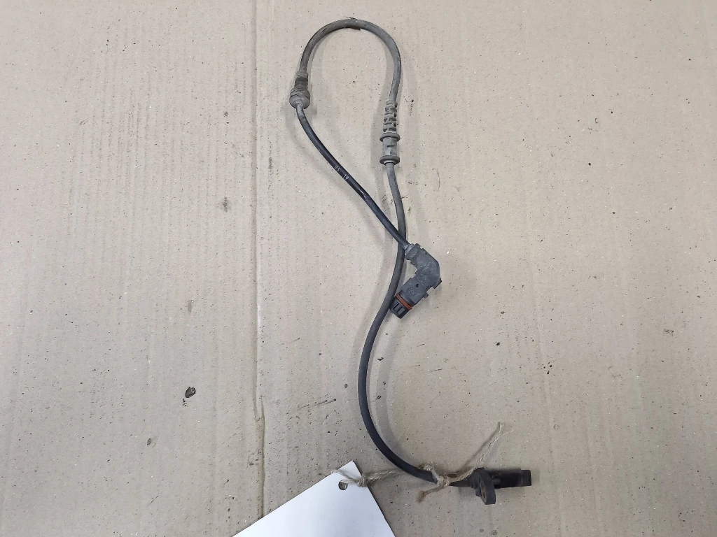      180 W169  | Mobile.bg   1