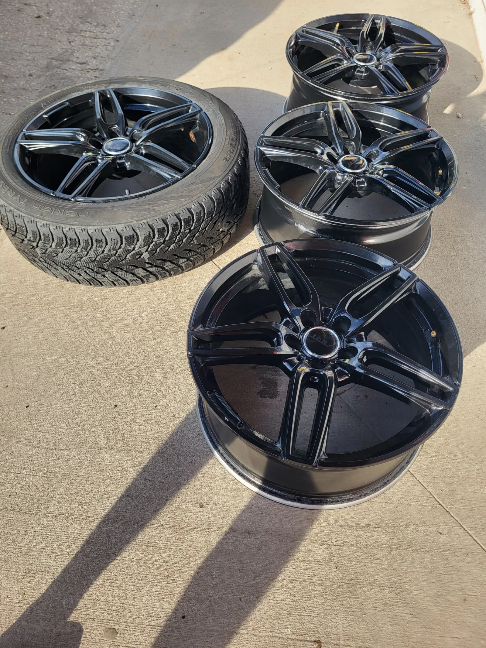 Джанти за Mercedes-Benz, снимка 2 - Гуми и джанти - 55270447