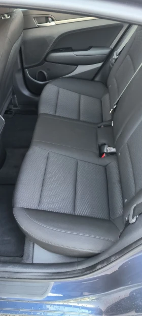 Hyundai Elantra 2.0/Led light, снимка 10