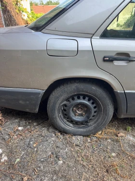 Mercedes-Benz 124 2.5 - 1550 лв. / 792.50 € - 48853198 3