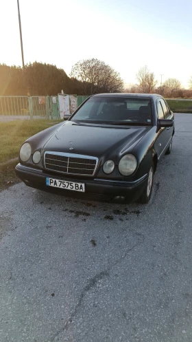 Mercedes-Benz E 200 W 210 - изображение 1