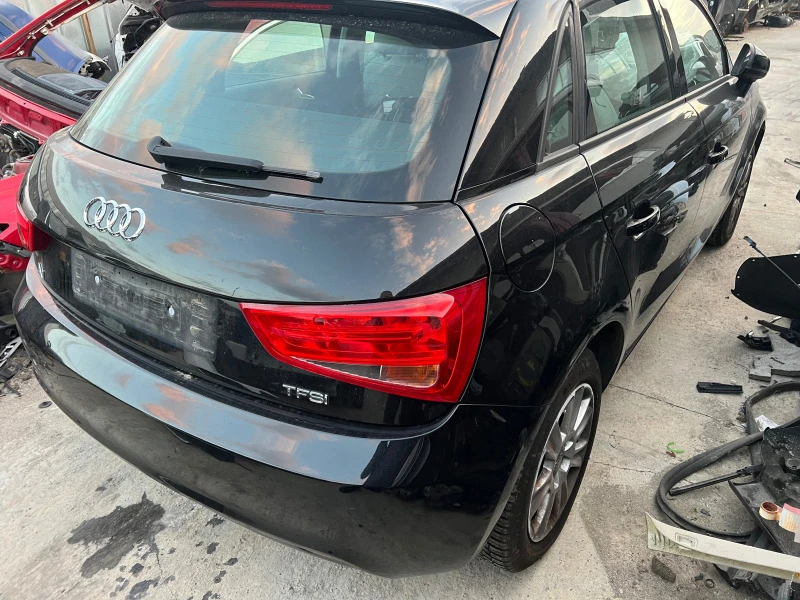 Audi A1 1.2TFSI, снимка 2 - Автомобили и джипове - 42357335