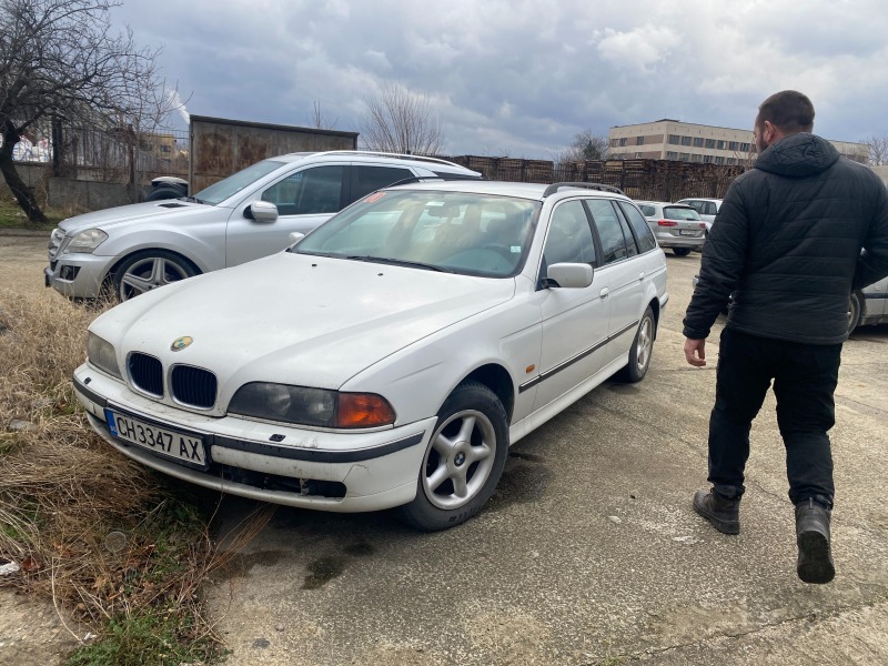 BMW 520, снимка 2 - Автомобили и джипове - 45436874