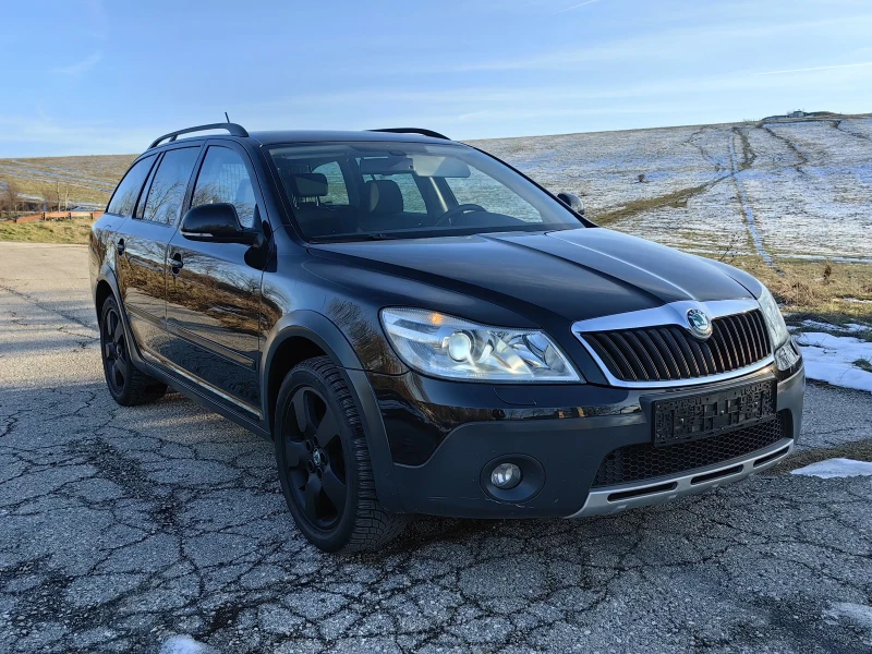 Skoda Superb SCOUT 4X4 , снимка 15 - Автомобили и джипове - 48559382