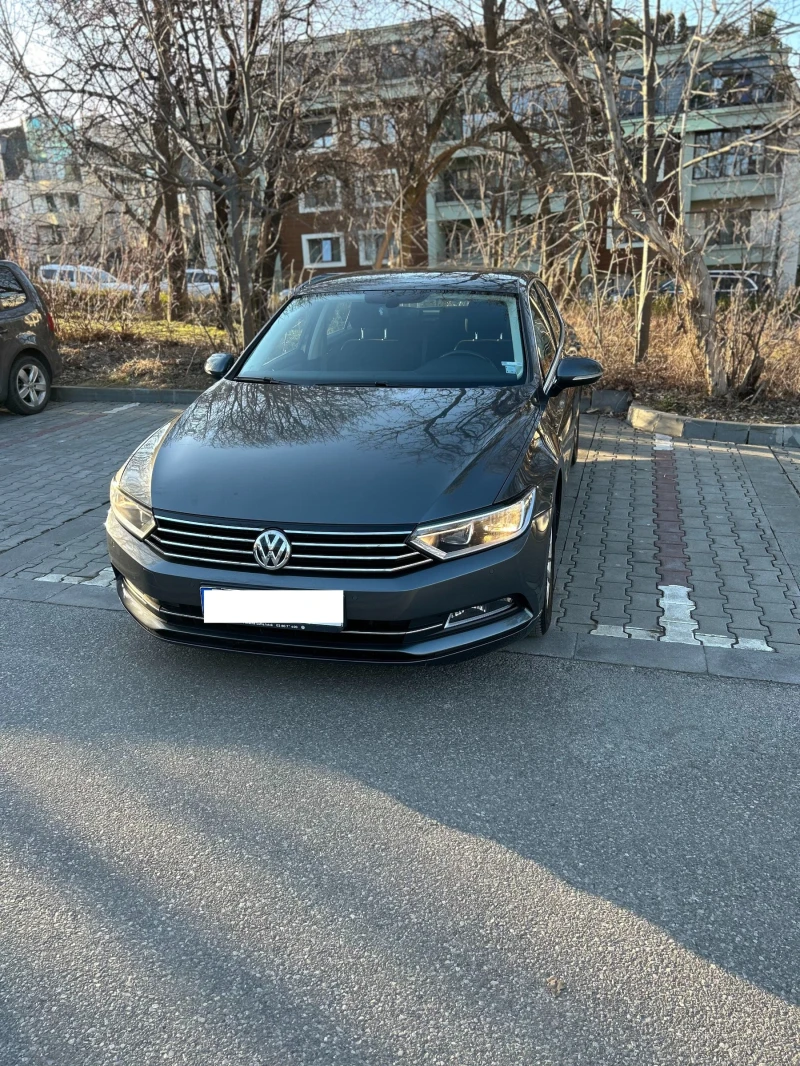 VW Passat, снимка 4 - Автомобили и джипове - 49391978