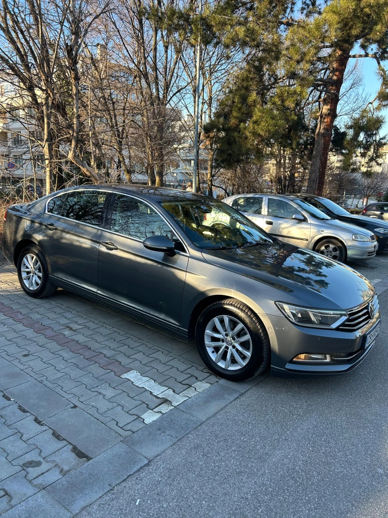 VW Passat, снимка 2 - Автомобили и джипове - 49391978