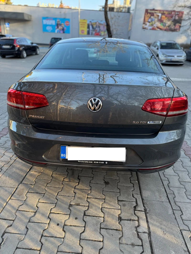 VW Passat, снимка 5 - Автомобили и джипове - 49391978