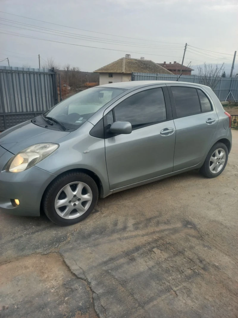 Toyota Yaris, снимка 2 - Автомобили и джипове - 49466842