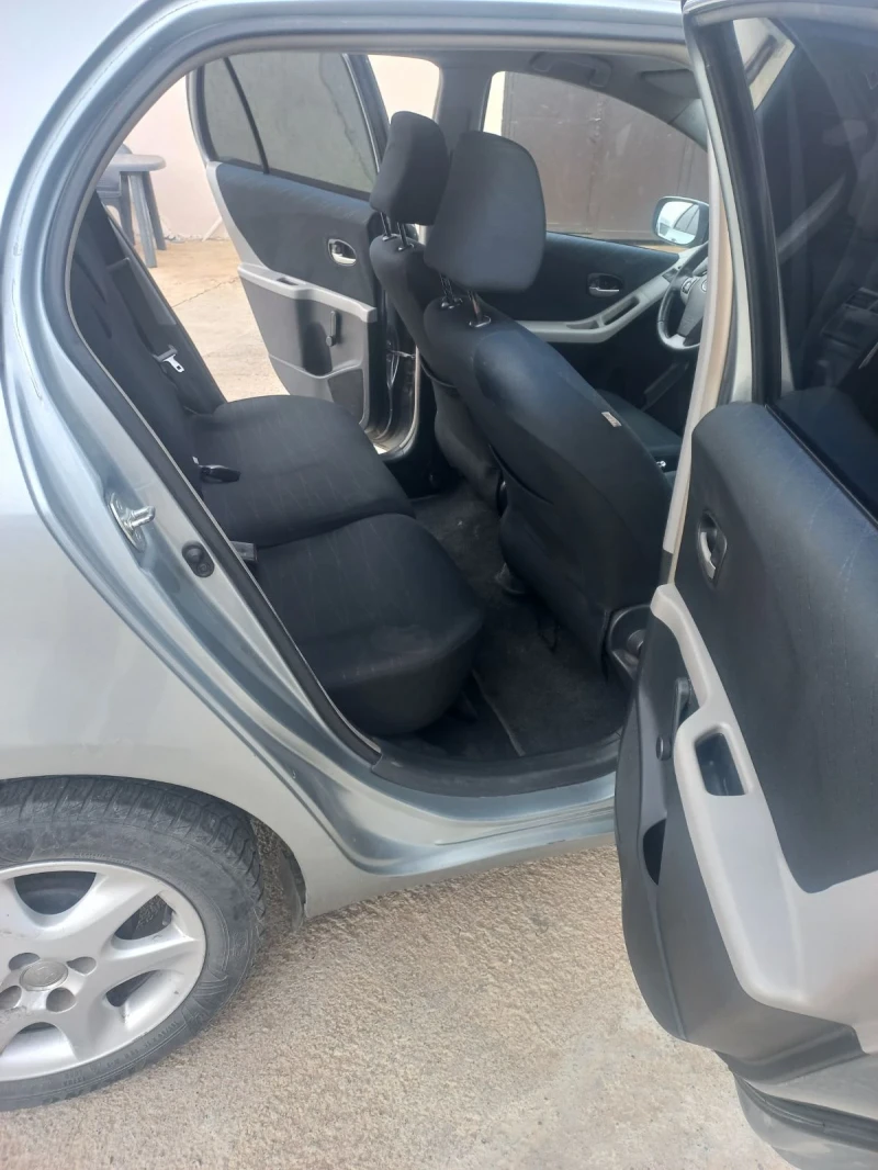 Toyota Yaris, снимка 5 - Автомобили и джипове - 49466842