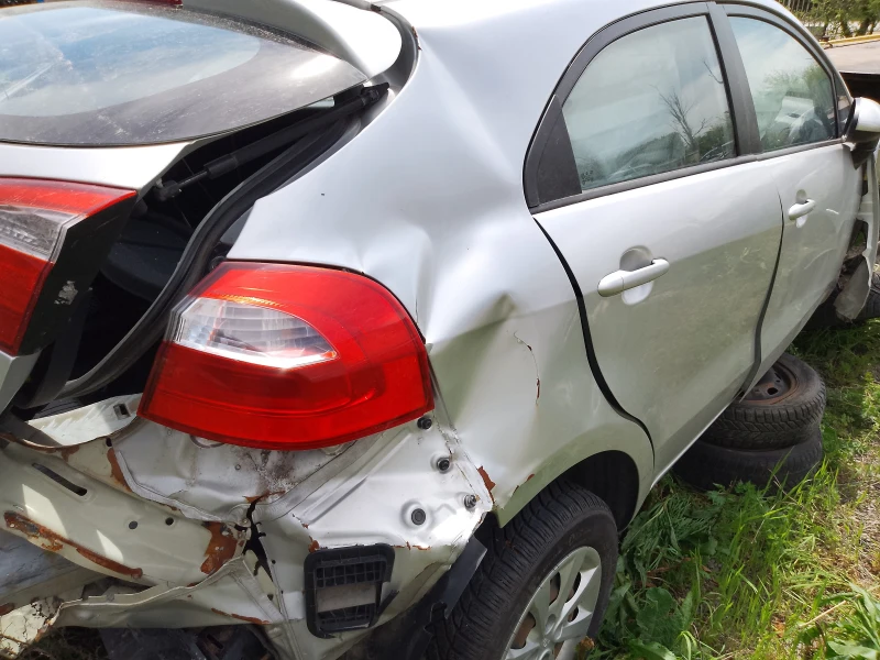 Kia Rio 1.2i G4LA, снимка 3 - Автомобили и джипове - 50044001