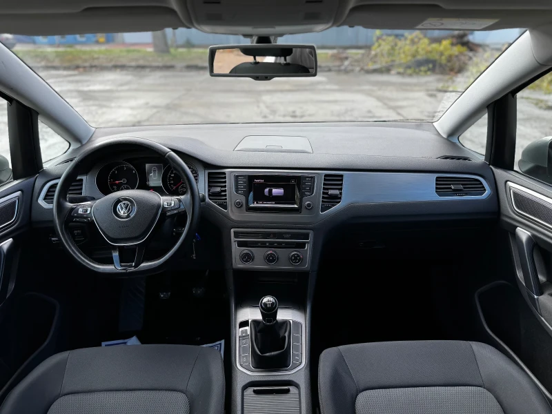 VW Sportsvan 1.6TDI/ИТАЛИЯ, снимка 10 - Автомобили и джипове - 52214115