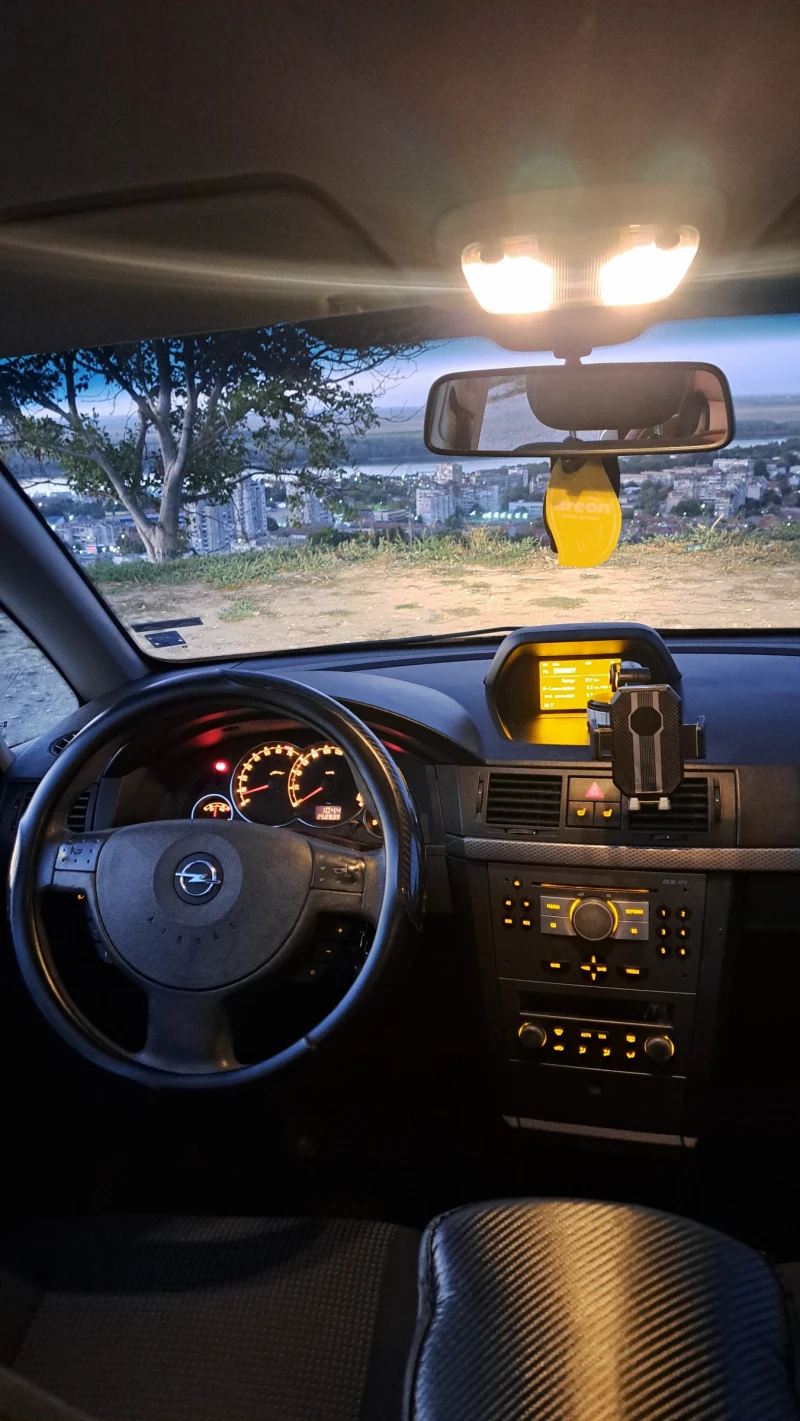 Opel Meriva, снимка 8 - Автомобили и джипове - 52402837