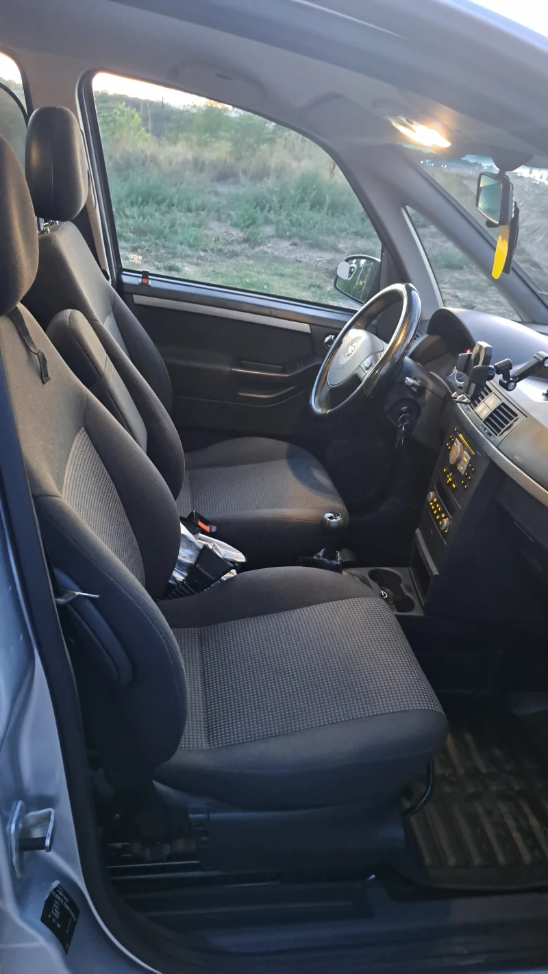 Opel Meriva, снимка 7 - Автомобили и джипове - 52402837