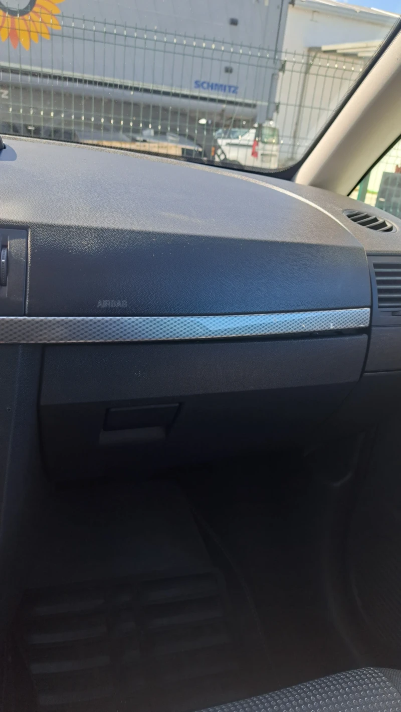 Opel Meriva, снимка 15 - Автомобили и джипове - 52402837