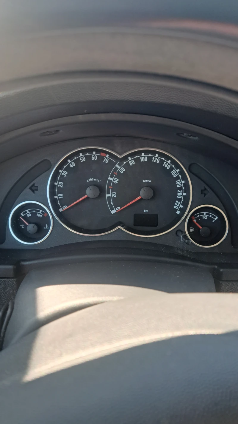 Opel Meriva, снимка 12 - Автомобили и джипове - 52402837