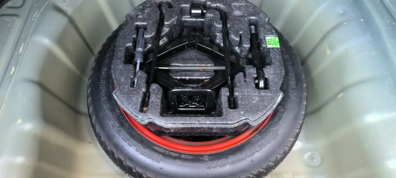 Hyundai Elantra 2.0/Led light, снимка 16 - Автомобили и джипове - 52539839