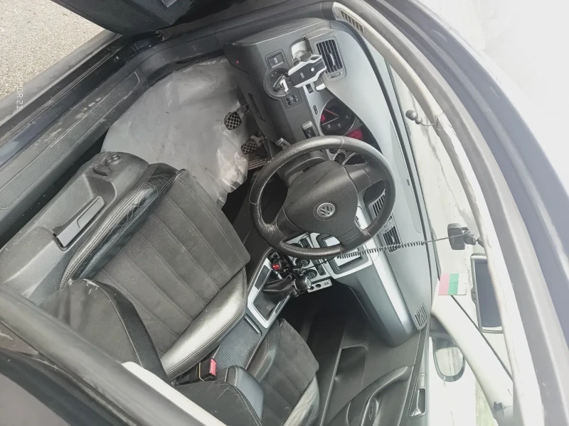 VW Passat Вариант , снимка 10 - Автомобили и джипове - 52830210