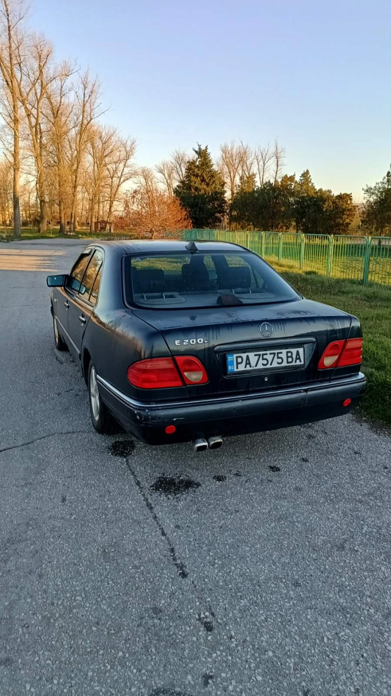 Mercedes-Benz E 200 W 210, снимка 2 - Автомобили и джипове - 53156036