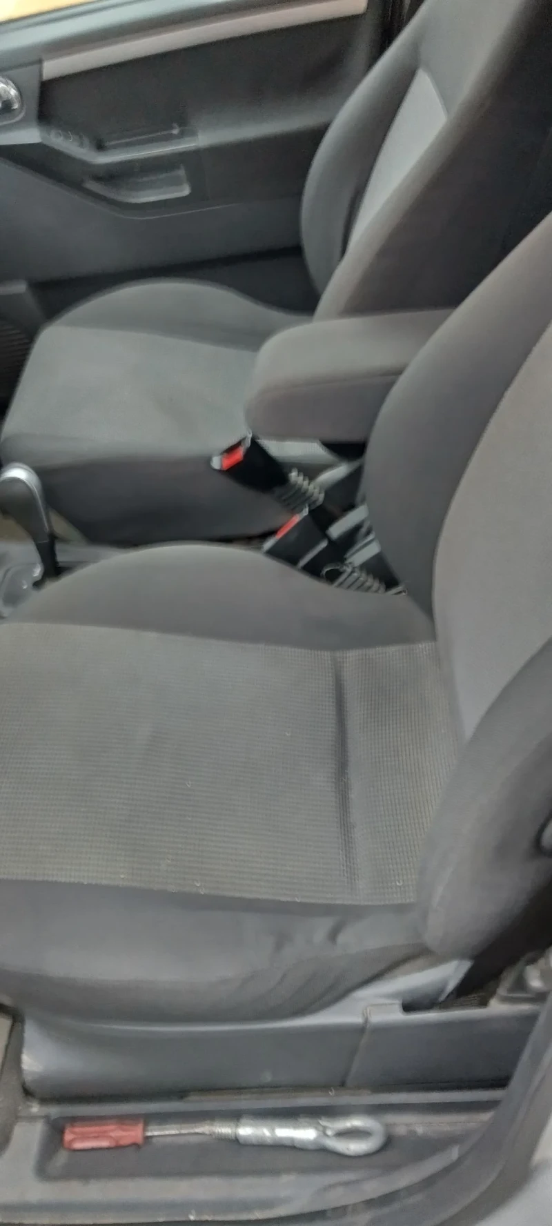 Opel Meriva 1, 6 LPG Автоматик Реални км Без ръжда , снимка 5 - Автомобили и джипове - 53217928