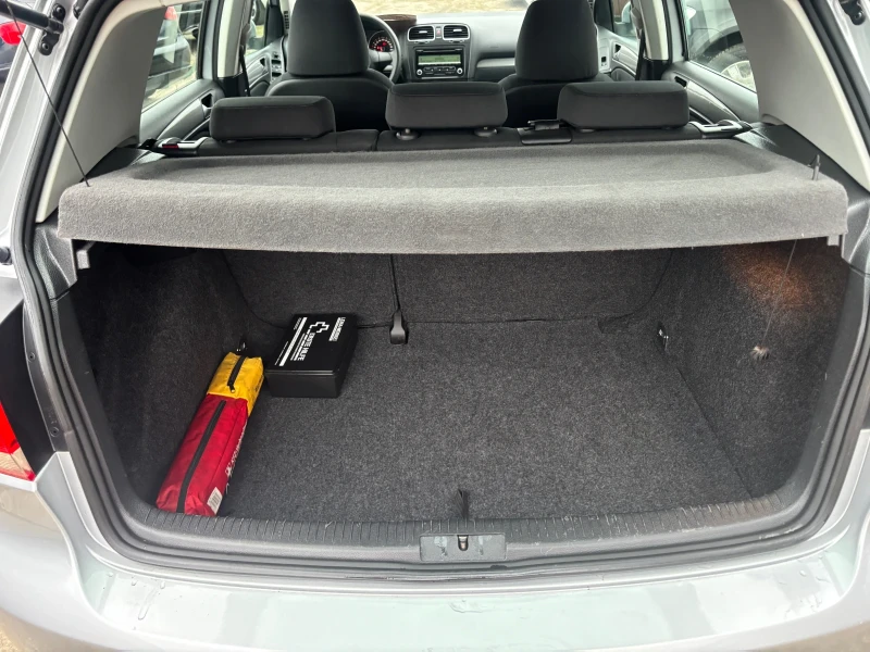 VW Golf 2010+ 2.0TDI+ 110кс+ ПЬЛНА С.ИСТОРИЯ-КАТО НОВ, снимка 13 - Автомобили и джипове - 53431936