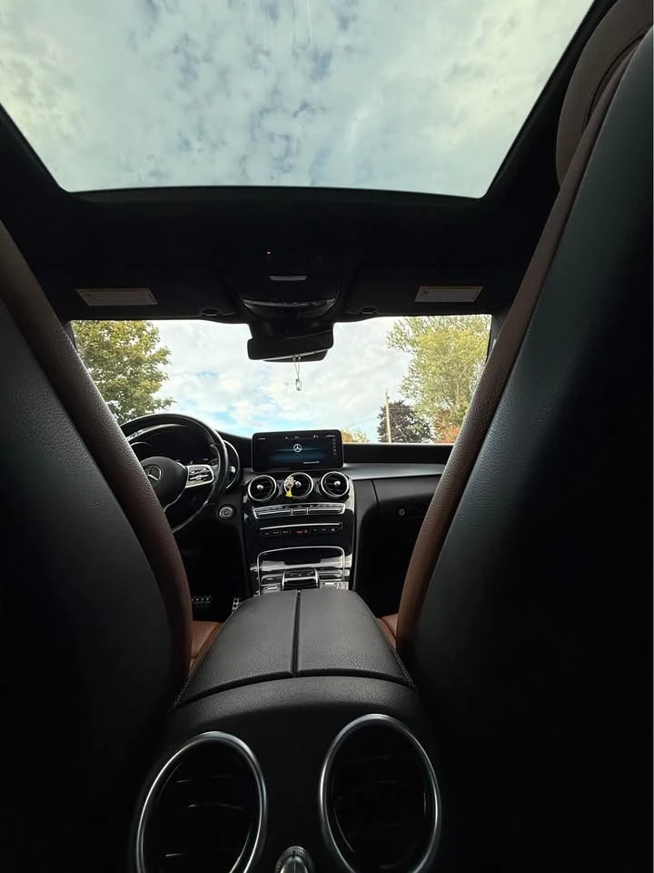 Mercedes-Benz C 300 * COUPE* 4MATIC* CARPLAY* CARFAX*  - изображение 4